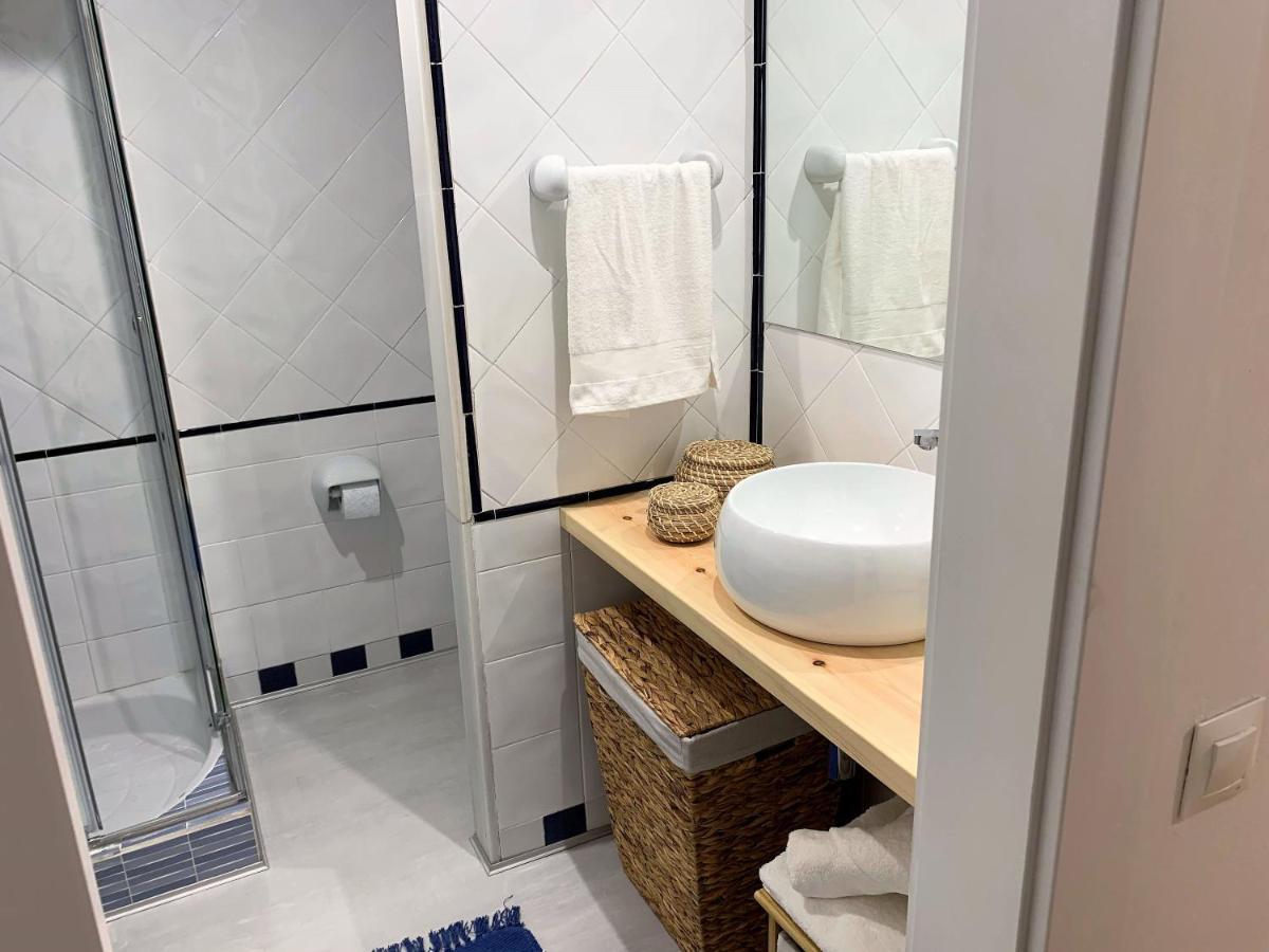 Appartamento Apartamento Duplex Planta Baja Con Aparcamiento Gratuito En Palacio De Mijares Llanes Esterno foto