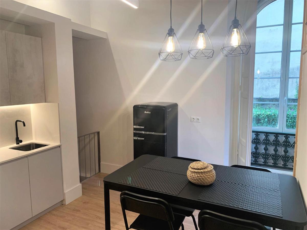 Appartamento Apartamento Duplex Planta Baja Con Aparcamiento Gratuito En Palacio De Mijares Llanes Esterno foto